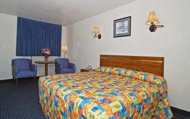 photo 4 of Inn Brevard