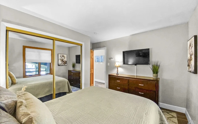 photo 3 of Inner Circle Condominiums