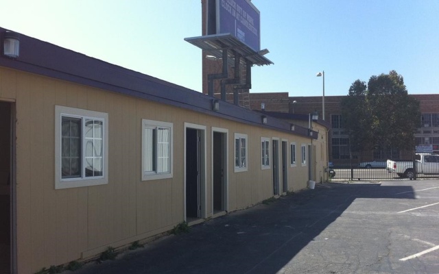 photo 2 of International Casa