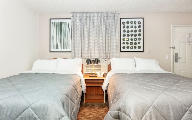 photo 2 of InTown Suites Extended Stay Jacksonville FL - St. Johns