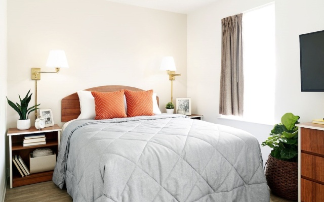 photo 4 of Intown Suites Extended Stay Louisville Ky