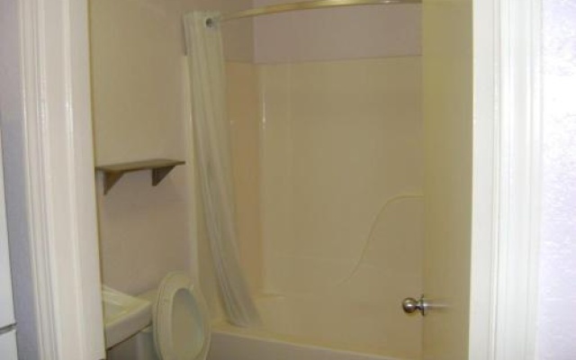 photo 5 of InTown Suites Houston West