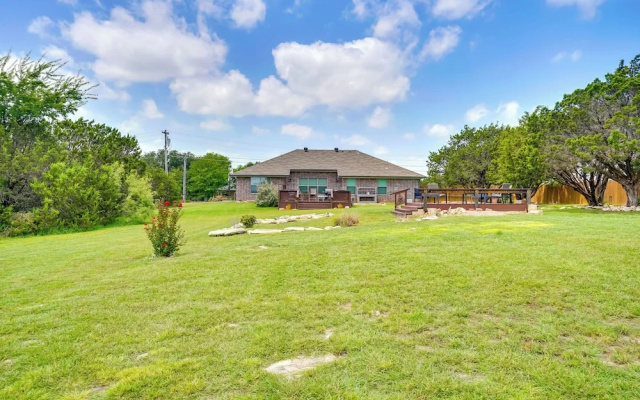 photo 3 of Inviting Granbury Home w/ Fire Pit: 3 Mi to Lake!
