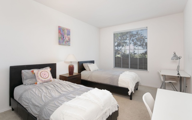 photo 3 of Irvine Comfort Collection 2 bed & 2 Bath