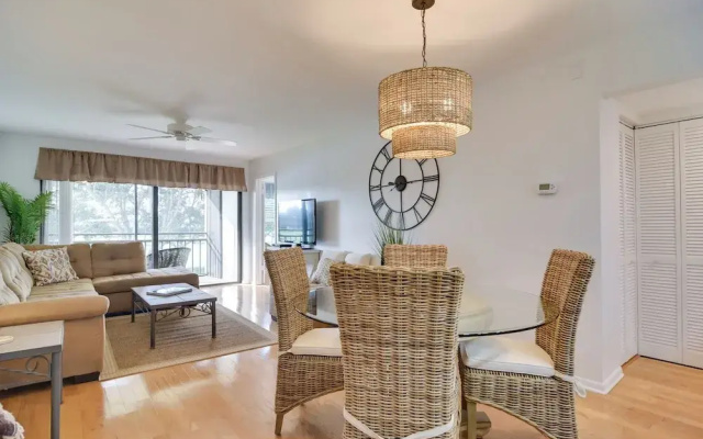 photo 2 of Isla Del Sol Condo ~ 2 Miles to St Pete Beach!