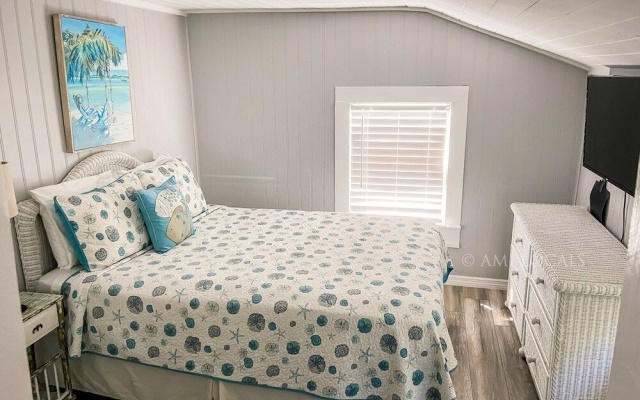 photo 5 of Island Time Inn Suites by AMI Locals