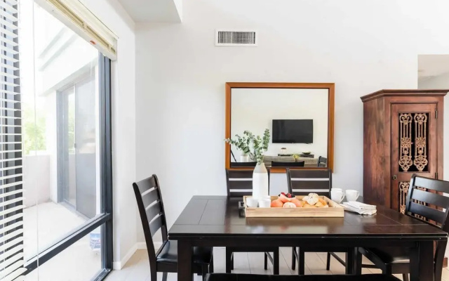 photo 2 of Ivory II By Avantstay Gorgeous Spacious Home w/ Views Close To Old Town