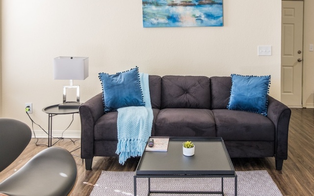 photo 5 of 1 BR and 2 BR Jacksonville Beach Apt with Parking by Frontdesk