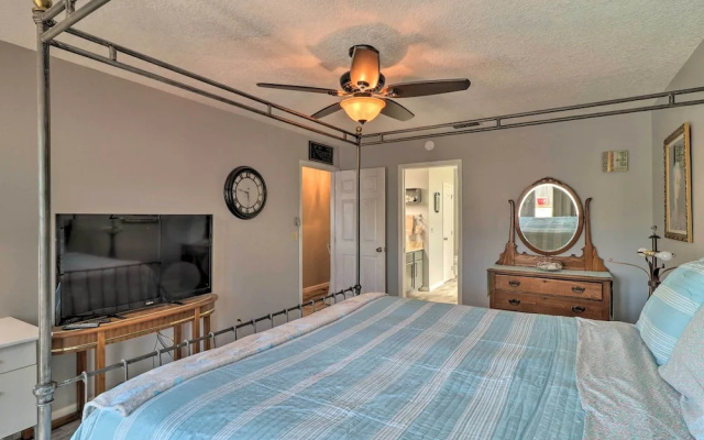 photo 2 of Jacksonville Home, Near Beach & Mayo Clinic!