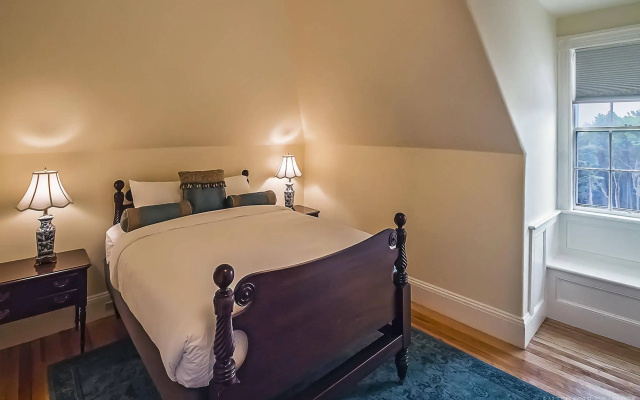 photo 5 of Windsor Mansion Inn