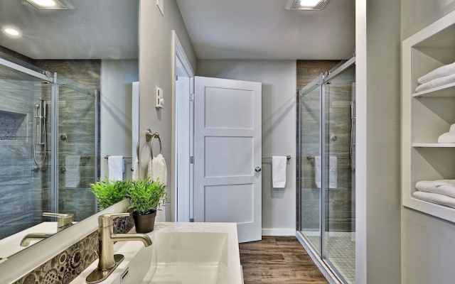 photo 2 of Kcis 112 - Brand New! 2rm Killington Luxury Condo. 6 Ppl.