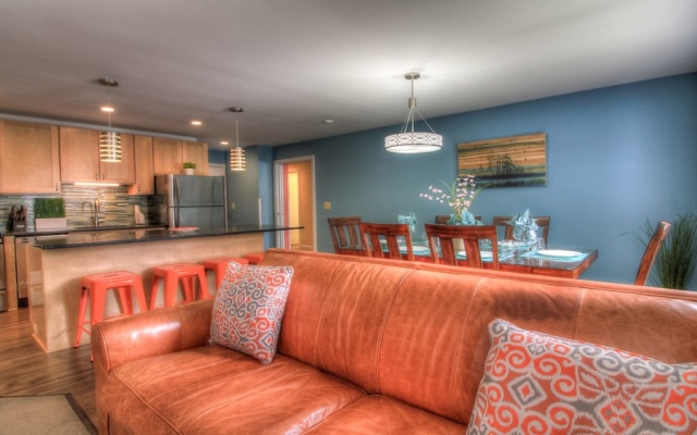 photo 5 of KCIS 322 - Killington 2RM Suite, Sleeps 6, Modern, New!