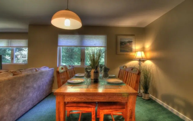 photo 5 of Kcis 342 - Renovated Two Room Condo Suite, Close To Mountain!