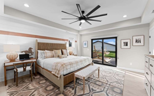 photo 4 of Keenan Beach W/beach, Heated Pool & Game Room