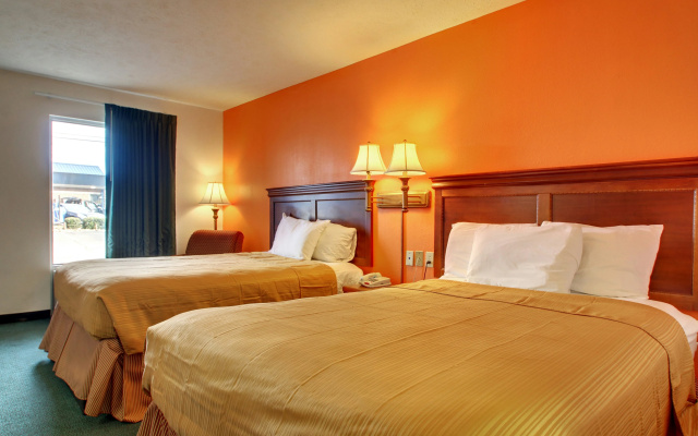photo 3 of Rodeway Inn Oxford