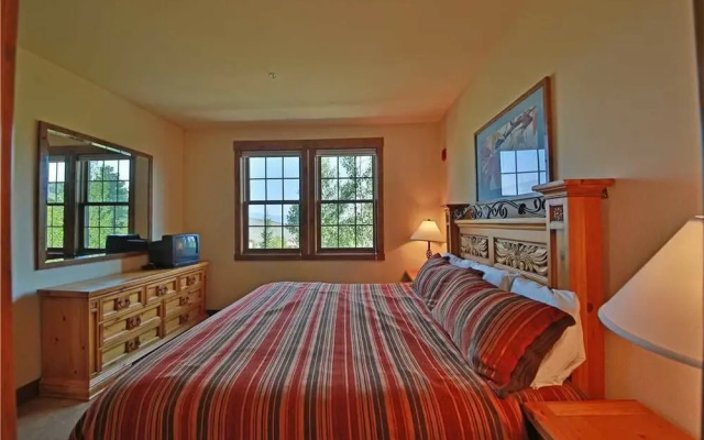 photo 4 of Kicking Horse Lodges By Resort Management Group