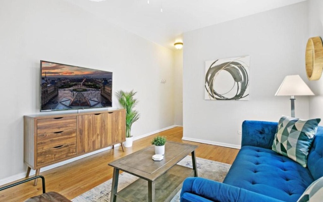 photo 5 of King Bed, Full Kitchen, Rogers Park 5mins Loyola
