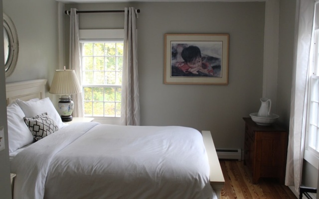 photo 2 of King Hill Inn & Kitchen