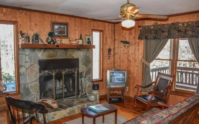 photo 5 of Kingdom Cabin 1
