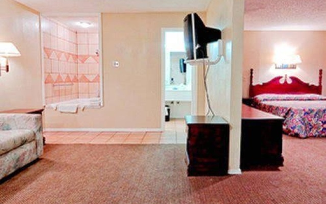 photo 3 of Kingsley Inn Suites