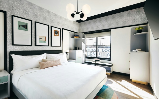 photo 3 of Kinley Chattanooga Southside, a Tribute Portfolio Hotel