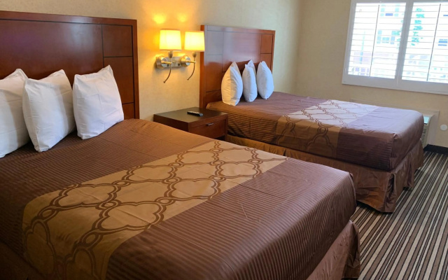 photo 4 of Buena Park Inn