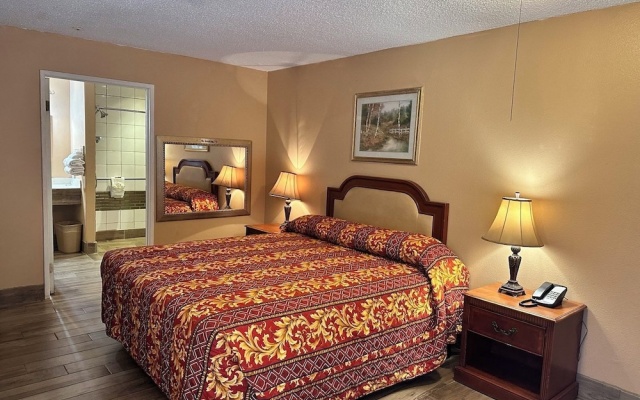 photo 2 of Highland Inn