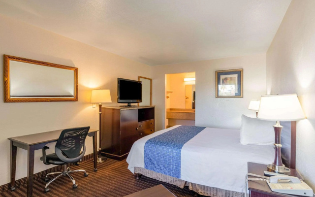 photo 5 of Rodeway Inn