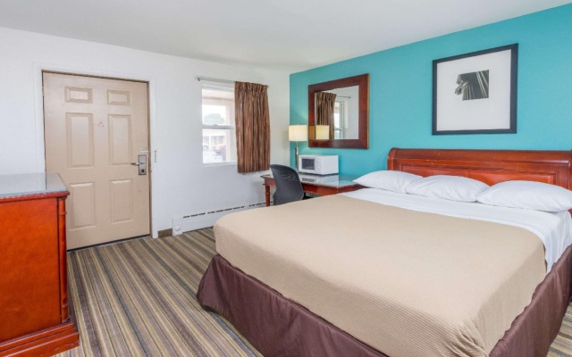 photo 3 of Rodeway Inn Pittsfield