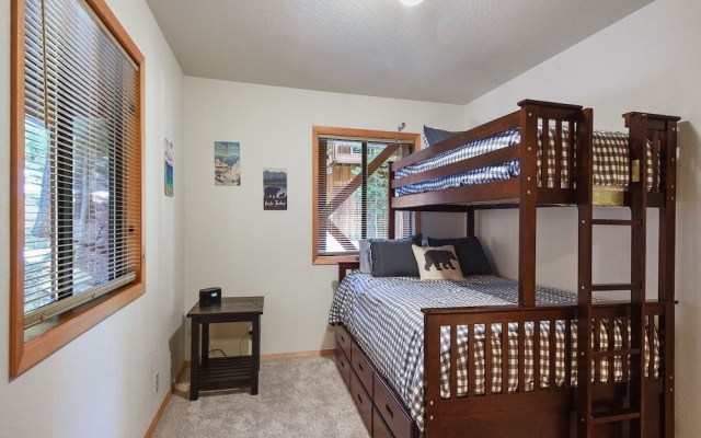 photo 4 of Knotty Pines Retreat