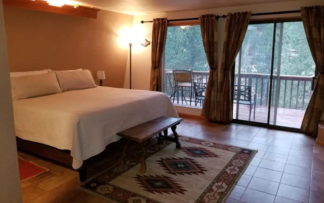 photo 2 of Kokopelli Inn