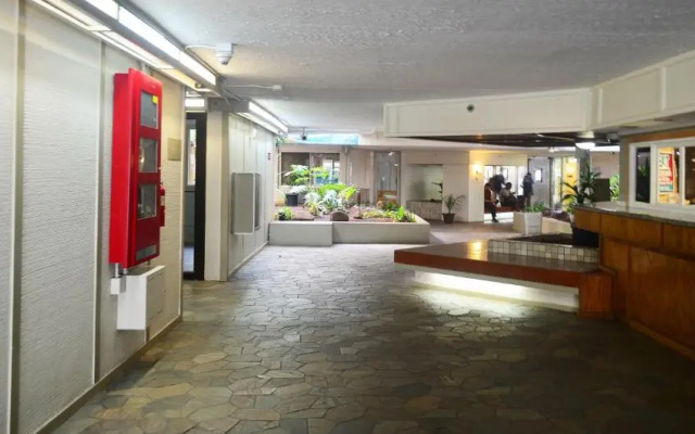 photo 2 of KV804A Prime WAIKIKI Private Apartment