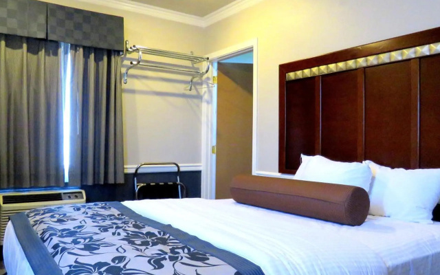 photo 5 of La Bonita Inn Motel