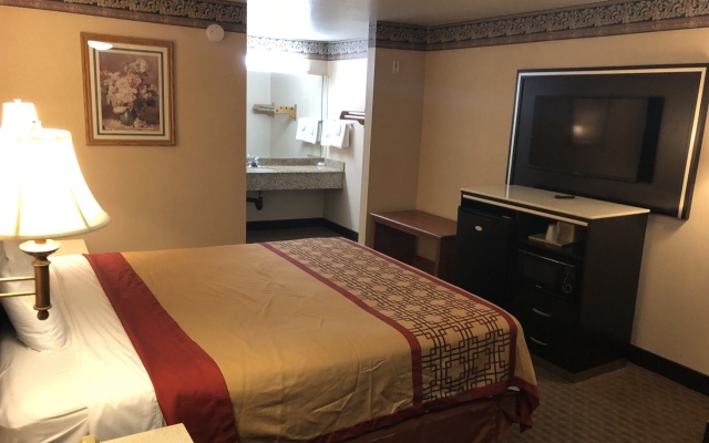 photo 3 of La Mirage Inn LAX Airport