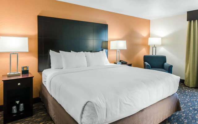 photo 5 of Comfort Inn & Suites Ashland
