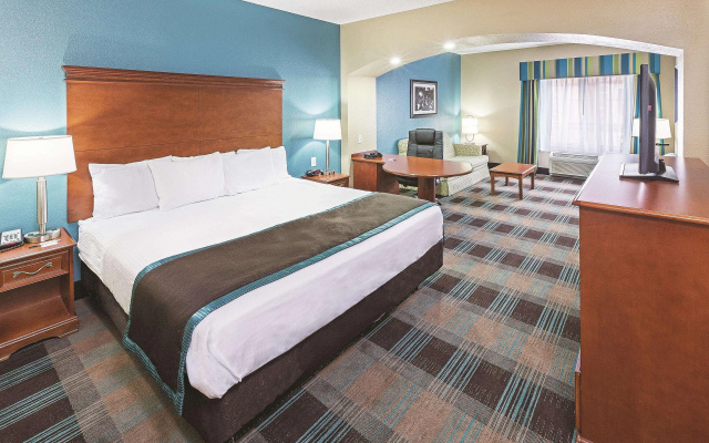 photo 5 of Sonesta Essential HOU Airport Road