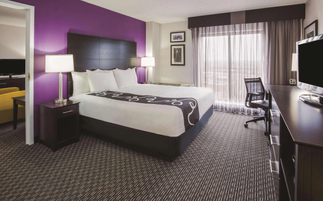 photo 2 of Bloom Hotel