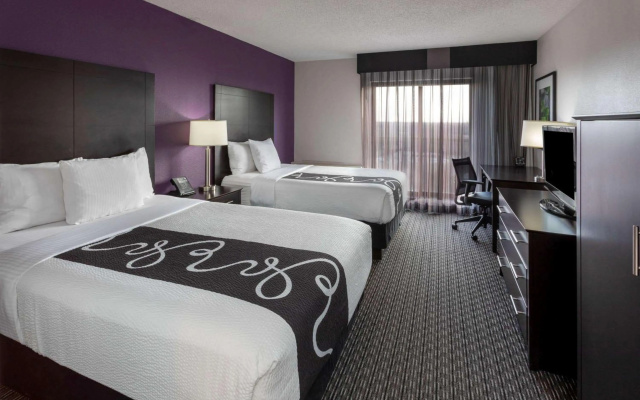 photo 3 of Bloom Hotel