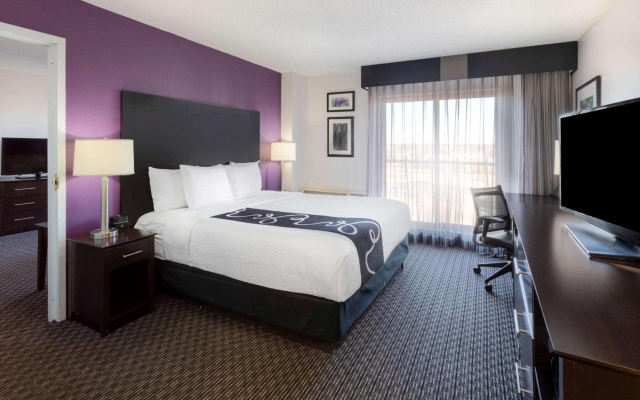 photo 4 of Bloom Hotel