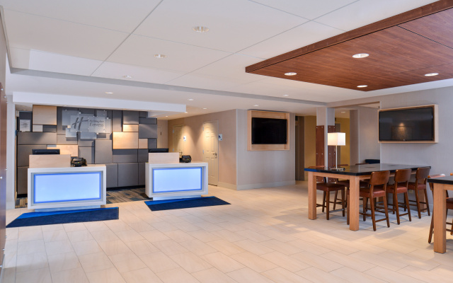 photo 3 of Holiday Inn Express Rochester - University Area by IHG