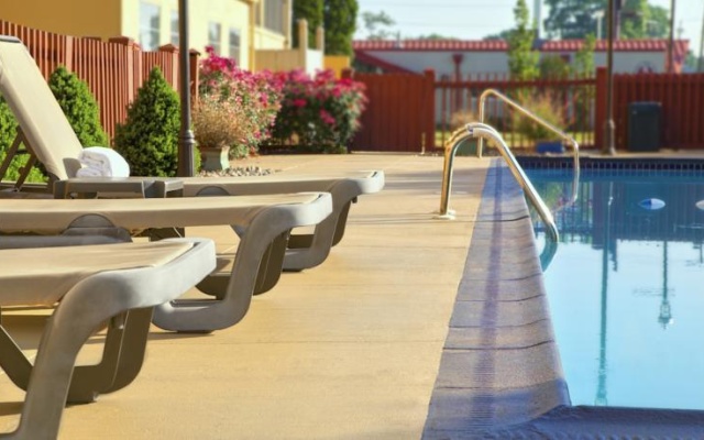 photo 4 of La Quinta Inn Chattanooga TN