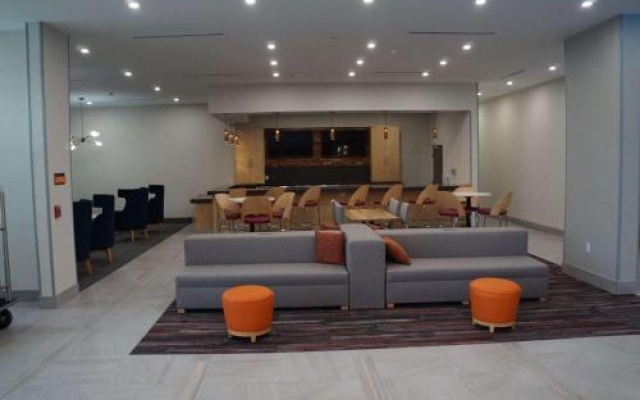 photo 2 of La Quinta Inn Dallas Lewisville