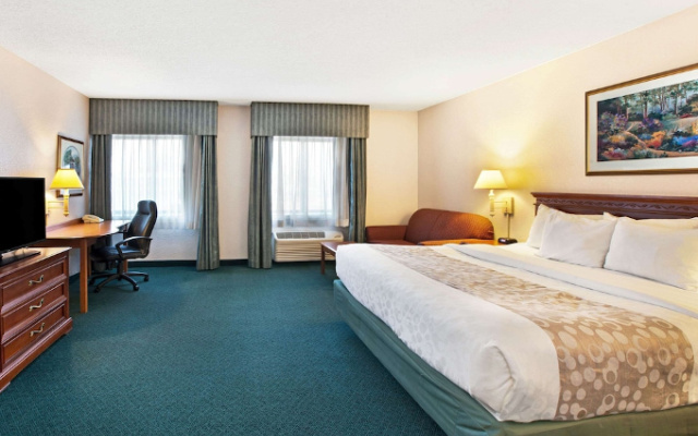 photo 5 of La Quinta Inn Detroit Canton 1022