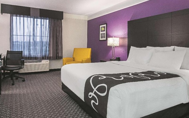 photo 4 of La Quinta Inn Detroit Utica