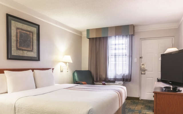 photo 5 of La Quinta Inn By Wyndham New Orleans West Bank / Gretna