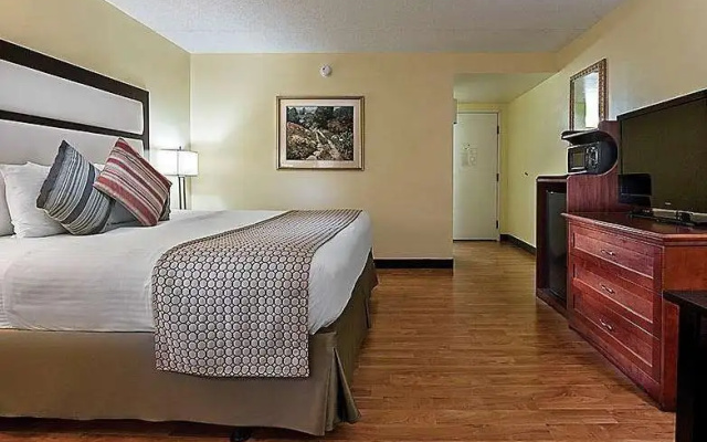 photo 3 of Baymont by Wyndham Norcross Atlanta