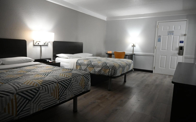 photo 4 of Motel 6 Hazelwood, MO