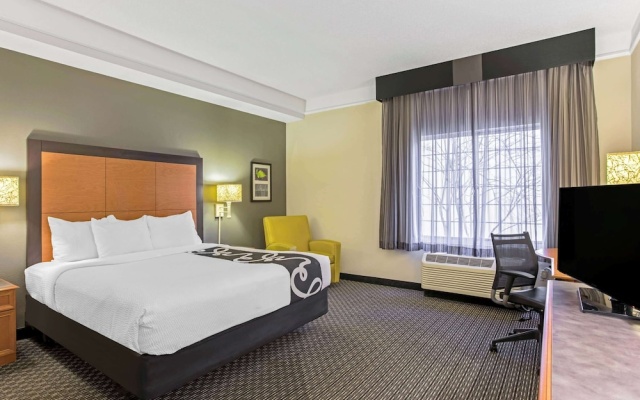 photo 4 of La Quinta Inn & Suites Birmingham Homewood