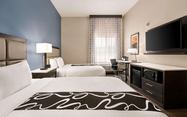 photo 5 of La Quinta Inn & Suites by Wyndham San Bernardino