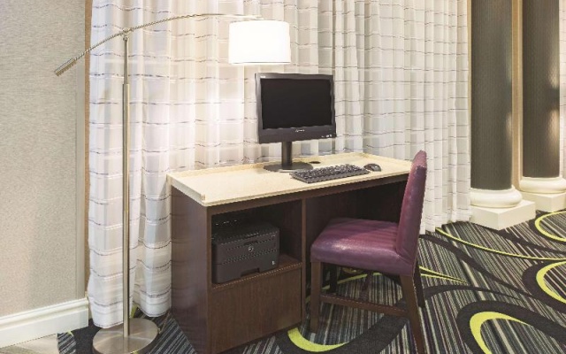 photo 2 of La Quinta Inn & Suites Westport